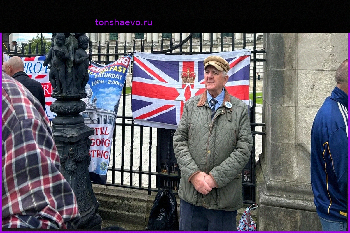 Gewalt in Belfast: Eine Flagge, die Nordirland spaltet