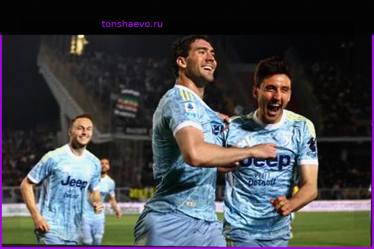 Transfer expert gives verdict on Vlahovic’s Juventus future as deal ‘practically impossible’